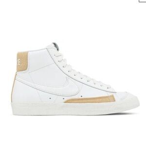Nike Blazer Mid '77 Vintage White Gum Light Brown Sneaker